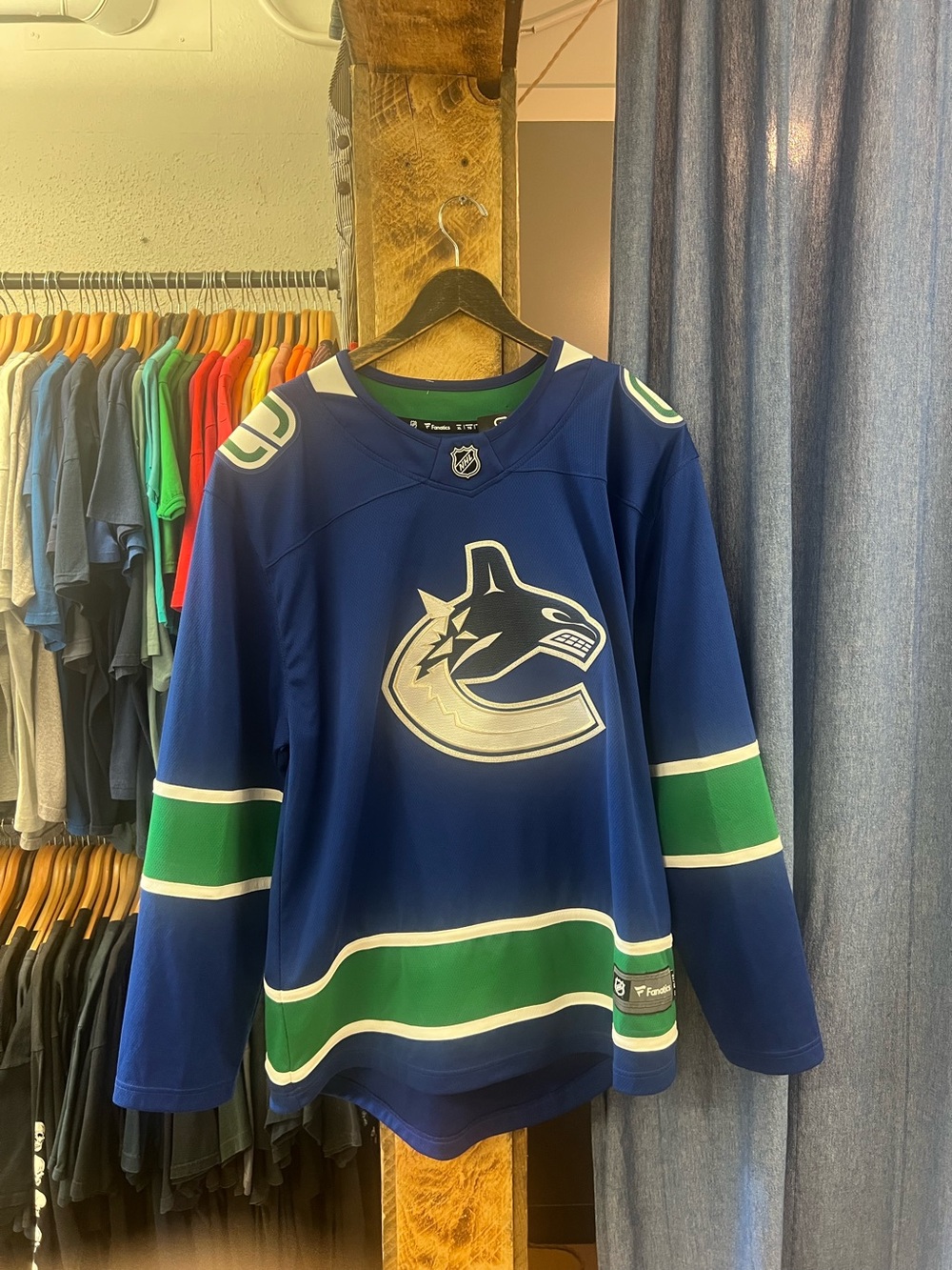 Vancouver Canucks Blue & Green Hockey Jersey